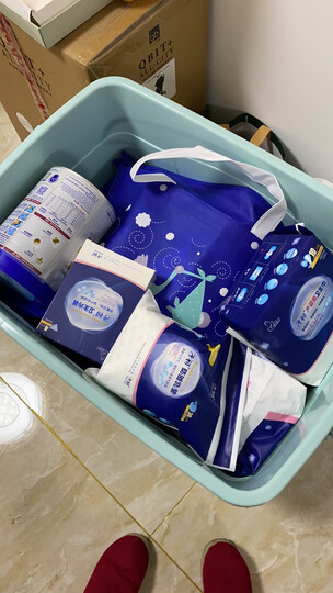 子初子初产妇待产包:"自己用了很好用的待产包,东西搭配实用不累赘