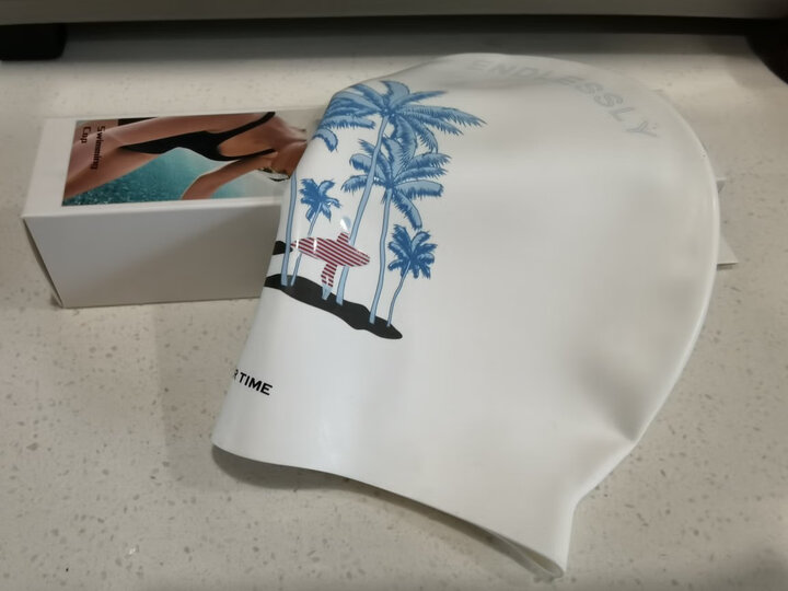 京东物流快速,泳帽很.