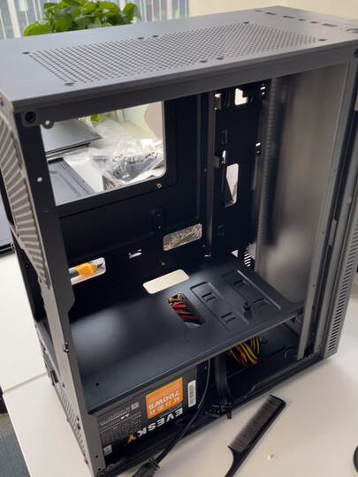 第9次购买,~,宝贝佳,价格很少有变动,老板很实在,大小机箱便宜结实