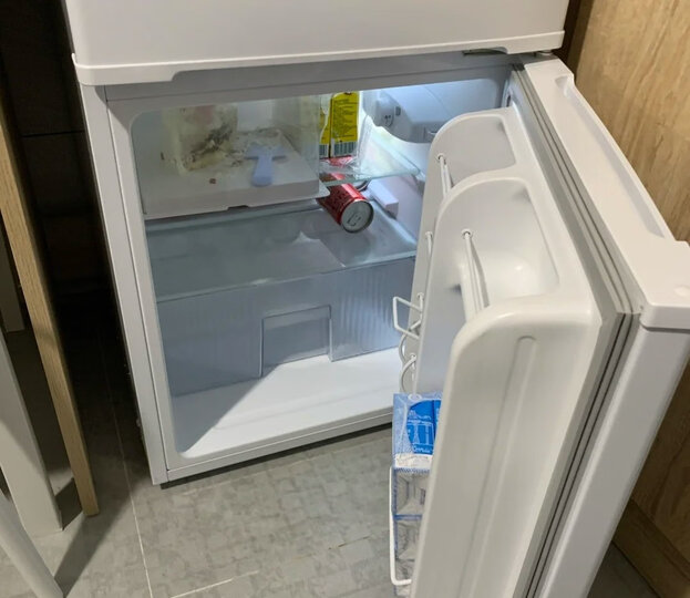 家用电器  大家电  冰箱 美的bcd-88cm  美的bcd-88cm 商品评价  外形