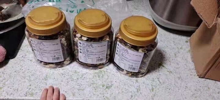 很满意,满满三罐老婆.