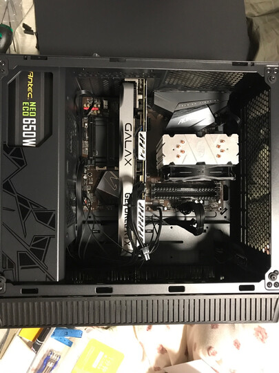 影驰rtx 3060 12gb:"送到的时候显卡盒子有点破了,不过正常装机一次