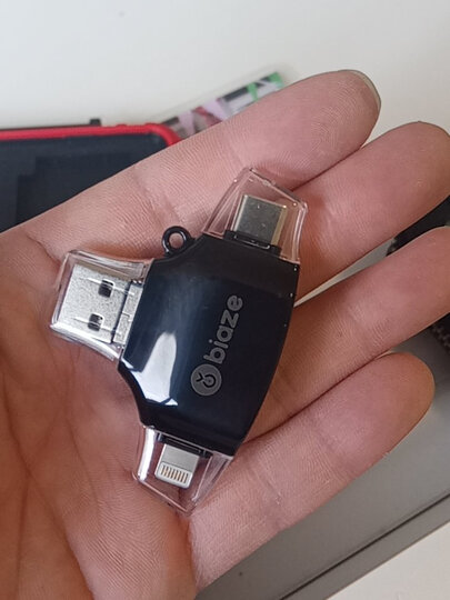 毕亚兹多功能四合一读卡器:"反应很快,非常不错,就是用苹果手机的时候
