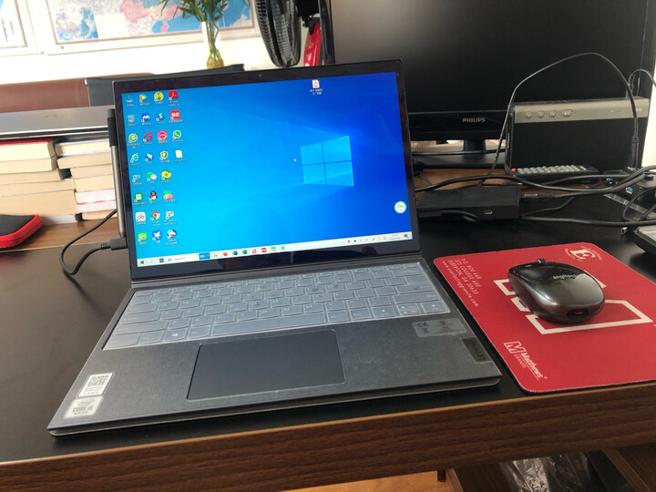 联想(lenovo)yoga c940:"该平板电脑外观很漂亮,系统性能很稳定,材质