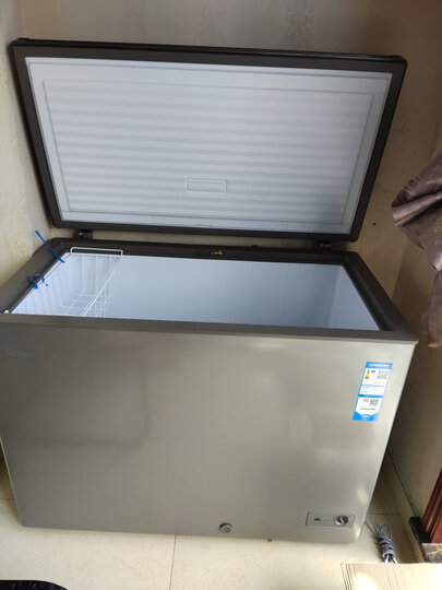 海尔冰柜,这是新款功能全面,物美价廉,又实用又美观,挺喜欢的挺满意的