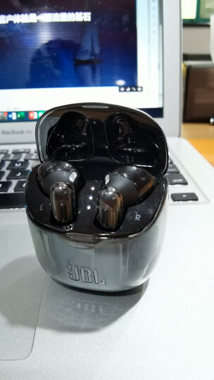 jblt225tws ghost:"用过很多品牌的耳机,最满意的还是这款.