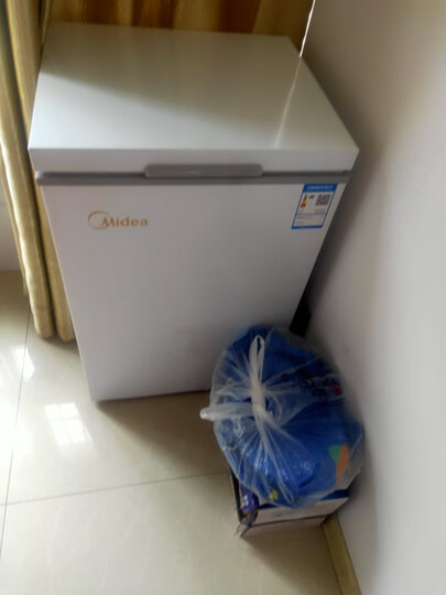 美的bd/bc-100kmd(e):"冰柜收到,发货挺快,今天就收到了,非常喜欢这款