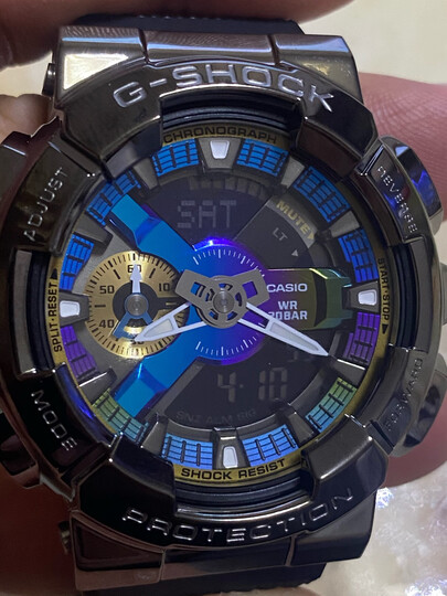 卡西欧gm-110b-1a:"很酷,很炫,送货超快,非常喜欢,非常棒的." - 京东