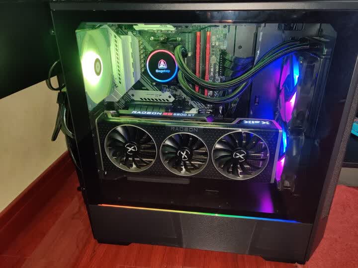 鑫谷gp900g黑金电源:"价格很到位了,而且质量也有保证,购机的预算吃紧