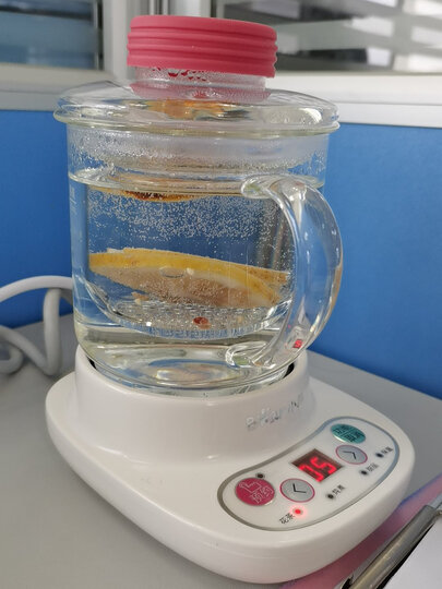 400毫升,刚好一杯水.