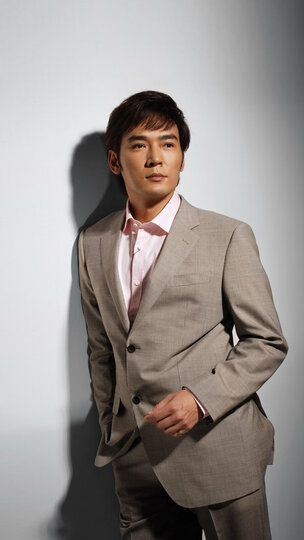 凯乐石(kailas):"质量?不错,经典,漂亮,好喜欢,气氛很好.质量?