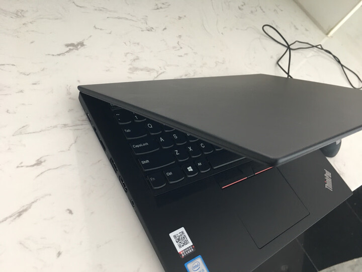 thinkpad联想thinkpad x390/x13:"用了一天,非常非常不错,感觉比苹果