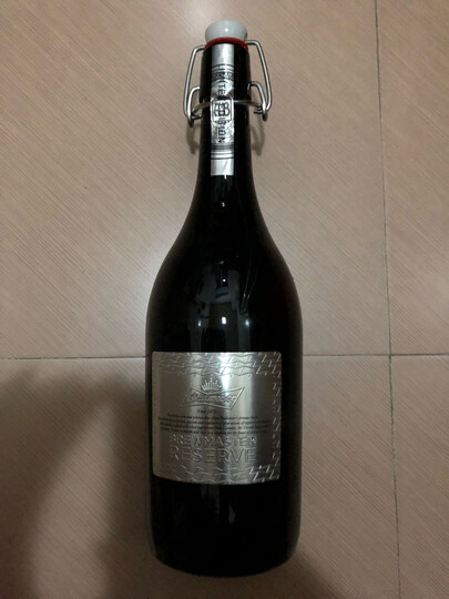 百威啤酒(budweiser)银标大师 798ml*1 瓶装 银标大师臻藏啤酒好,不错