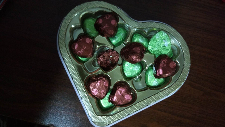 德芙德芙心语抹茶红豆巧克力 75g:"送人的,给了个小小的惊喜.