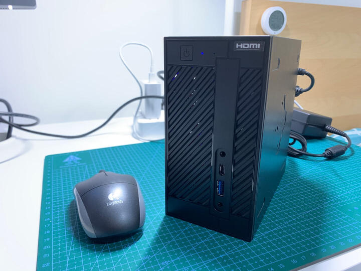 华擎deskmini a300:"单位办公本还是2010年买的神船一代i5,老早就升了