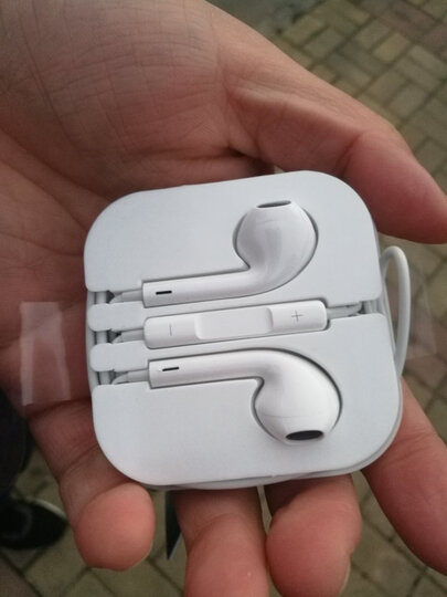 雷珞克(leiluoke)p1:"很好 快递很快 包装也好 最主要物超所值!