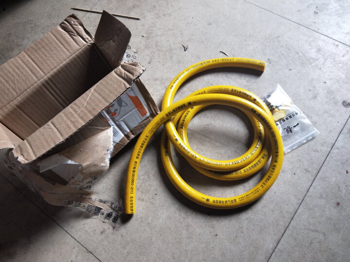 灶具连接管液化气煤气罐减压阀安全阀低压阀 d款:5层加厚单层钢丝一米