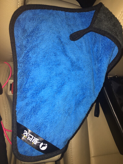 木丁西:"挺厚的,就是图片是黄色的,寄过来怎么变蓝色了?" - 京东