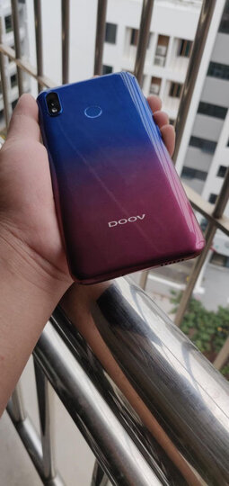 朵唯(doov)朵唯d1:"手机屏幕很大,颜色挺好看的,手机蛮好用的,也能