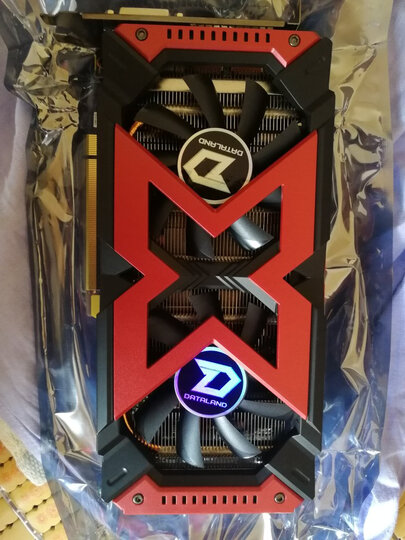 迪兰恒进rx580 战将4g 用户评论 包装感觉像二手,没有封装膜,金手指没