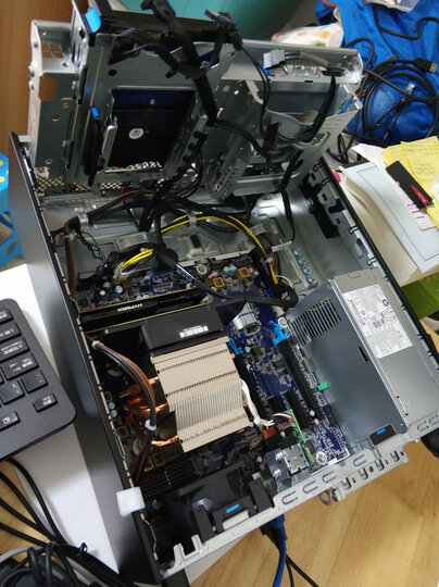 惠普z2 g4 sff:"想买个自用工作站,挑了好久没看到合适的(关键是预算