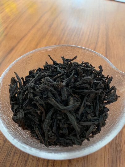 tastetopia:"幔亭喝了好多年,品质一直很稳,茶叶底不错,冲七八泡后