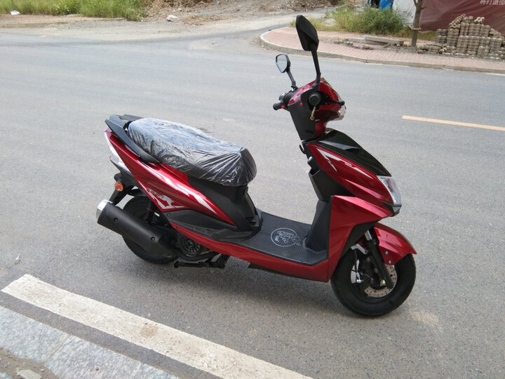 杰帆(jf):"摩托车非常漂亮,值得拥有,感谢京东." - 京东