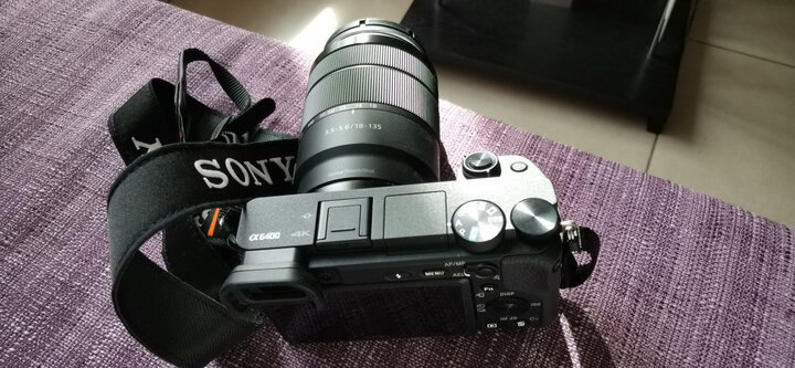 索尼(sony)alpha 6400m旅行便携套装(sel18135镜头) 黑色 aps-c画幅