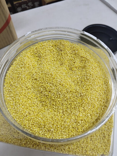 南稻北麦小米2kg/罐:"密封很好 米的质量也很好 晚上煮粥吃?" - 京东