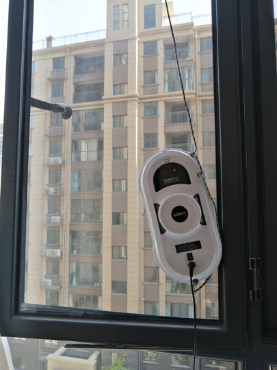 波妞智能擦玻璃机器人家用电动全自动擦窗户机器人高层擦玻璃神器