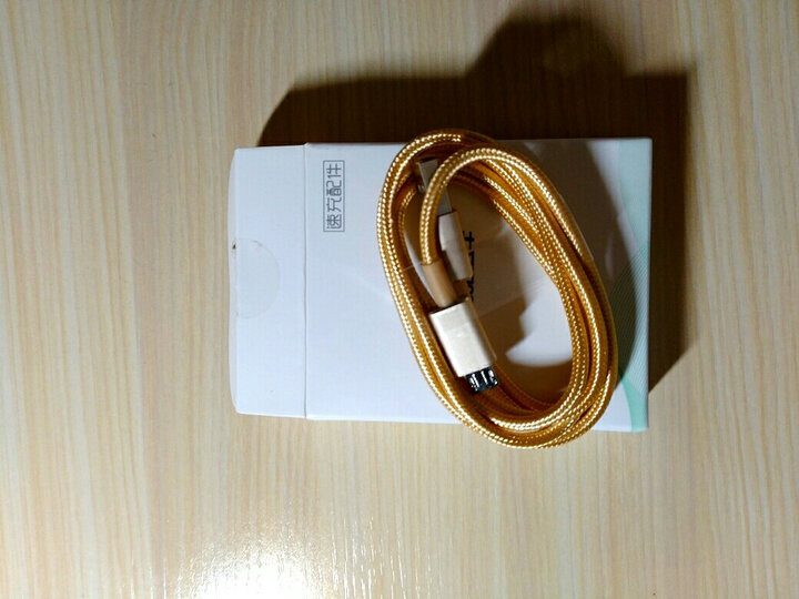 公牛(bull)gnv-j5210香槟金 usb安卓接口手机数据线/充电线 全长1米