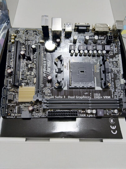 [晒单帖]华硕主板不错,价格经济实惠,是组装电脑的.