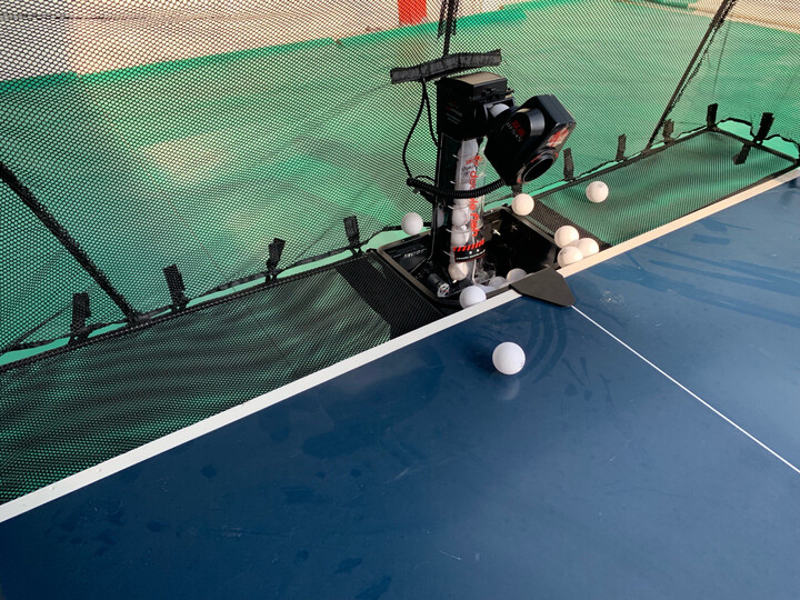 双鱼(double fish) 乒乓球发球机 智能乒乓球训练器发球器 含集球网