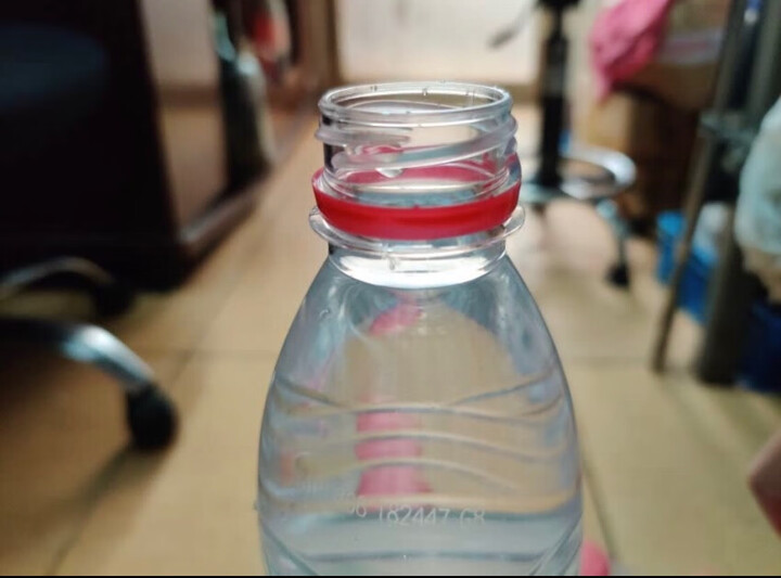 农夫山泉 饮用水 饮用天然水塑膜量贩装550ml*12瓶 晒单图