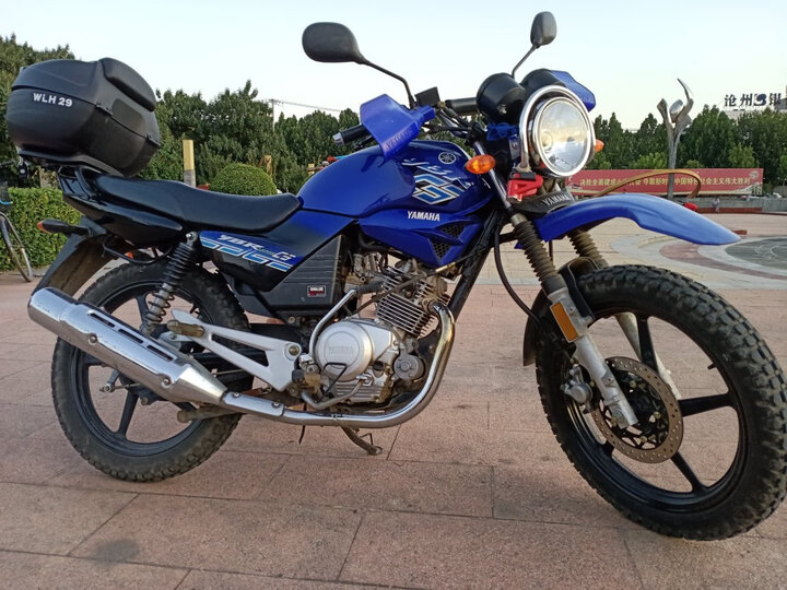 道达尔(total)动驰hi-perf 4t sport ?半合成摩托车机油润滑油?