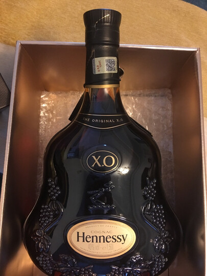 轩尼诗xo1500ml hennessy干邑白兰地 原装进口洋酒不错,还送瓶红酒