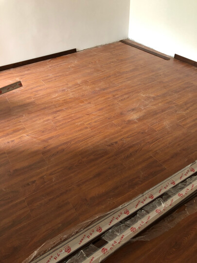 ken) 欧肯地板 家装节强化复合木地板 12mm防水耐磨客厅卧室地暖厂家