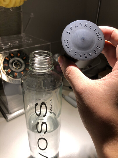 芙丝芙丝(voss)苏打水饮料375ml*6 整箱:"世界十大奢侈水品牌之一