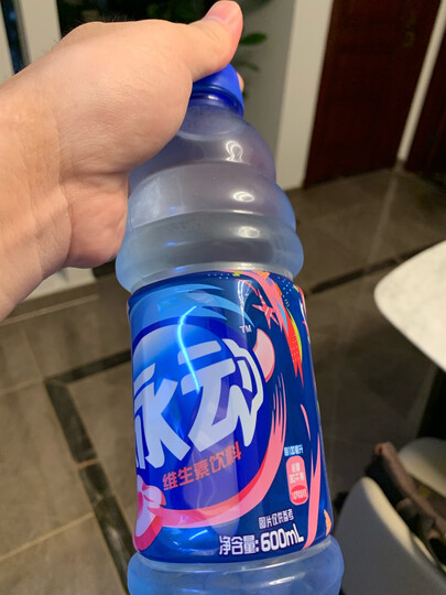 脉动水蜜桃味运动饮料600ml *15瓶 整箱:"脉动是一直一来坚持的喝的运