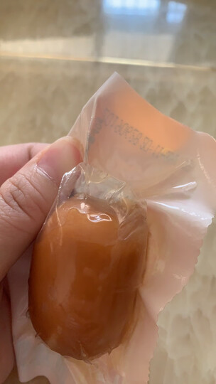 火腿肠有个漏气的!坏掉了