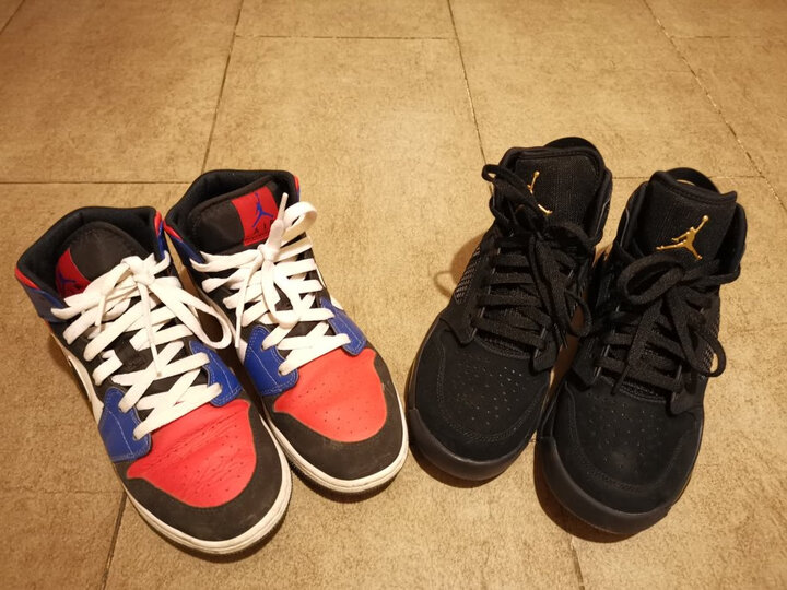 耐克(nike):"外观颜值:个人认为,这个配色是air jordan mars270系列