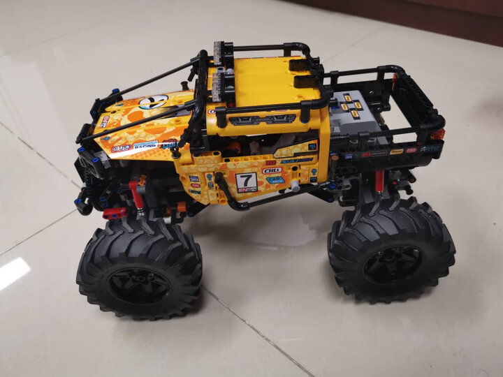 乐高42099:"乐高确实厉害.第一次买,真的很出乎我的意料.