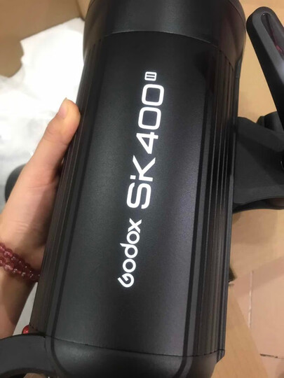 神牛(godox)dp600ii/sk400ii:"京东发货快,隔天送上门了,dp600ii?