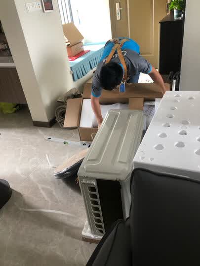 详情>我选择美的3台空调非常满意,从送货到安装以及客户都是很棒,让我