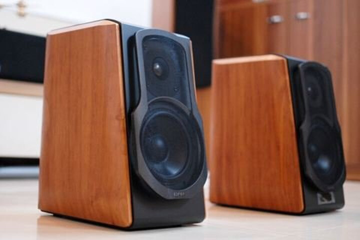 漫步者s1000mkii:"外形外观:霸气,一个字大做工质感:做工精致音质音效