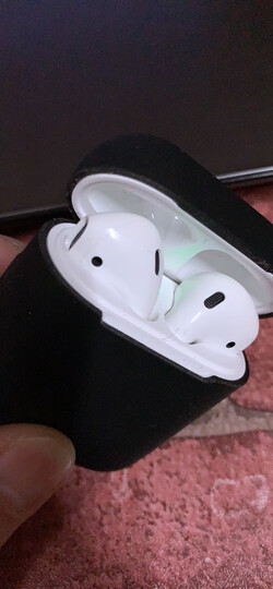 appleairpods:"虽然现在入手有点晚了,但是总体也还行,看视频用起来很