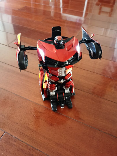 迪美遥控车变形汽车机器人模型 一键展示功能带灯光音乐可充电男孩