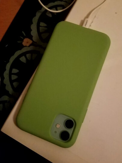 w&piphone 11:"手机壳触觉挺顺滑的,耐指纹也比较好." - 京东