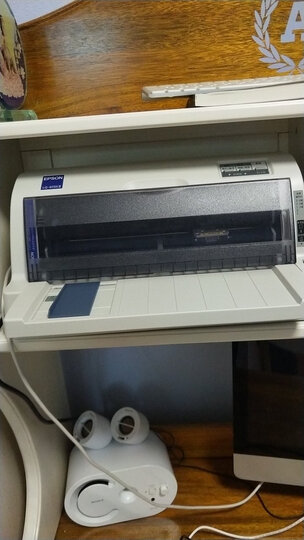 爱普生lq-615kii:"产品包装:很结实啊,好几层,外形外观:小巧精致,看着