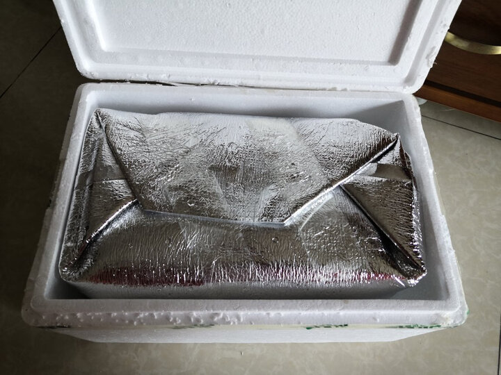 包装很好有冰袋,顺丰快递优秀打电话说生鲜食品等我下楼收货.